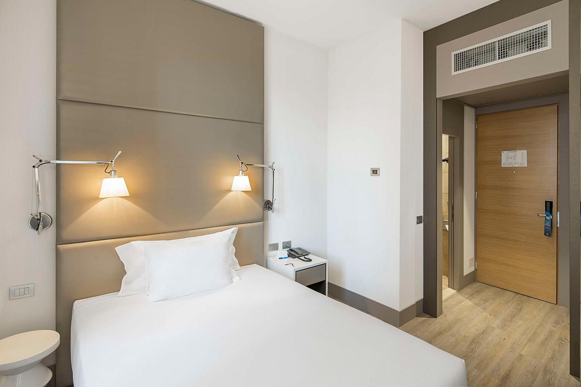 Nh Collection Milano Touring Hotel Екстериор снимка